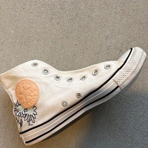 Converse women White Canvas Shoes